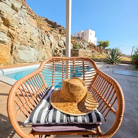 Marpessa Boutique Tinos Agios Romanos